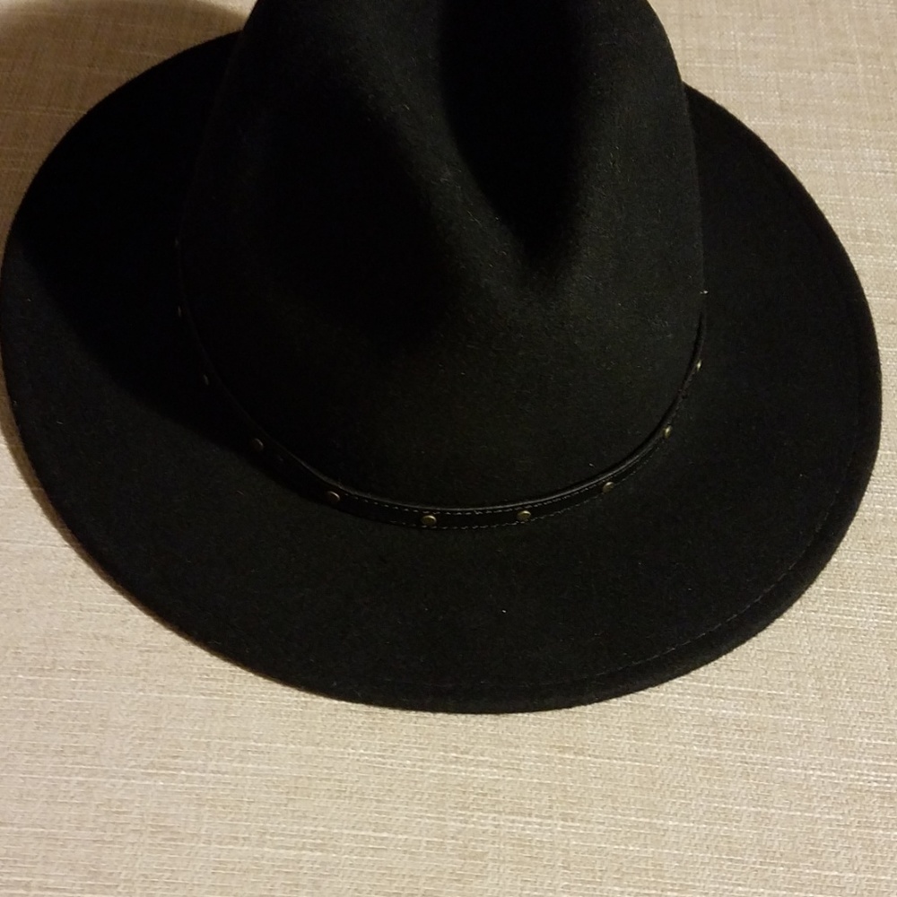 Black hat
